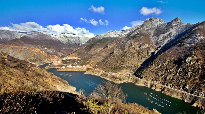 S. Vedat Karaarslan Arkeolog- Elektronik Mühendisi (MSc.) Osmanlılarda yıllık geliri