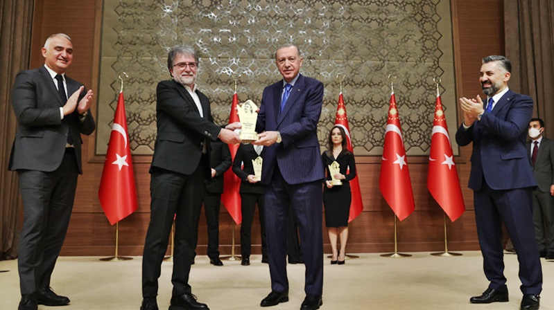 Cumhurbaşkanı Erdoğan, Yunus Emre Yılı Görsel ve İşitsel Medyada Doğru