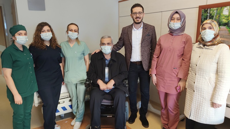 Gümüşhane Devlet Hastanesi’nde göreve başladığından beri birçok başarılı ameliyata imza