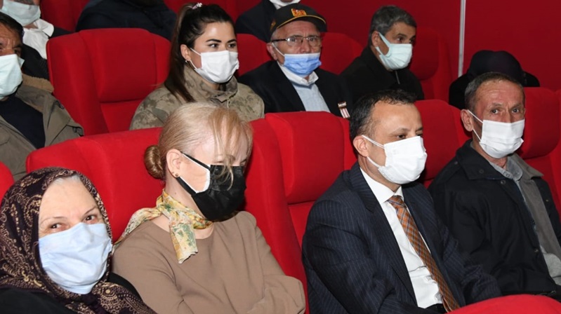 Gümüşhane Valisi  Kamuran Taşbilek,  ‘Kesişme; İyi Ki Varsın Eren’ filmini