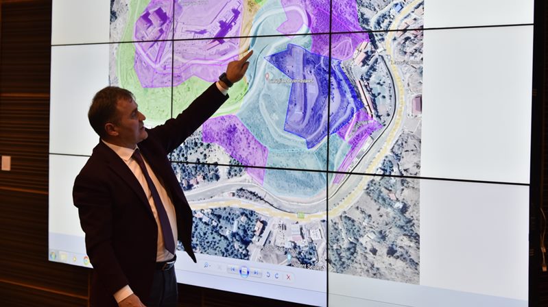 Gümüşhane Belediye Başkanı Ercan Çimen, kentte görev yapan gazetecilerle iftar