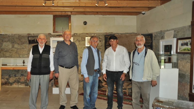 Gümüşhane gazeteci ve yazarlarından Yusuf Sadık, Niyazi Karabulut, Hasan Pir