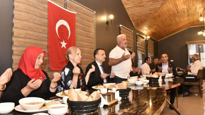 Gümüşhane Valisi Kamuran Taşbilek, Şiran ilçesinde Belediye’ye ait Şeyran Cafe