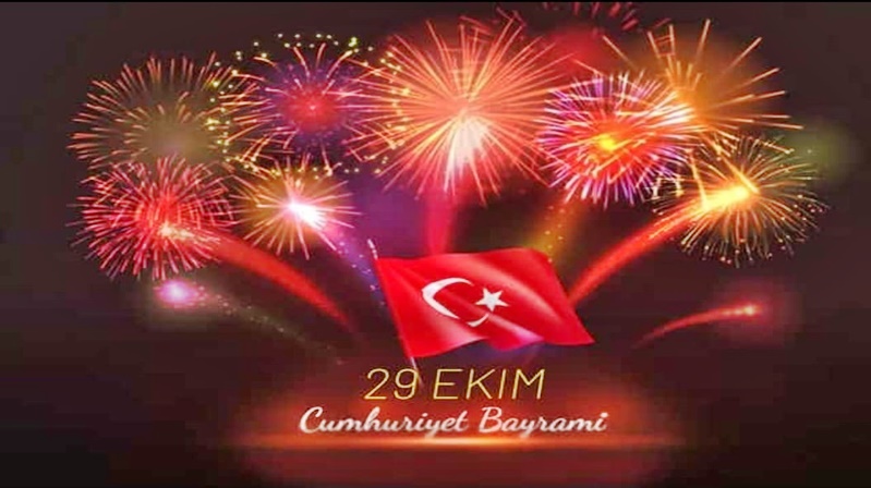 29 Ekim Cumhuriyet Bayramı’nın 99.yıldönümü kutlamaları Gümüşhane’de Atatürk Anıtı’na çelenk