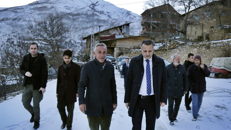 Gümüşhane Valisi Kamuran Taşbilek, köylerdeki hizmetleri yerinde görmek ve eksiklikleri