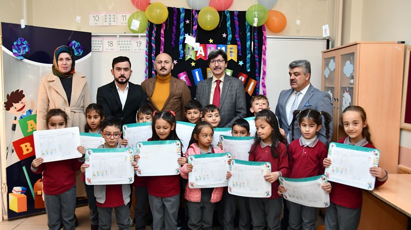 Gümüşhane’de 2022-2023 eğitim-öğretim yılı ilk dönemi bugün 18 bin 765