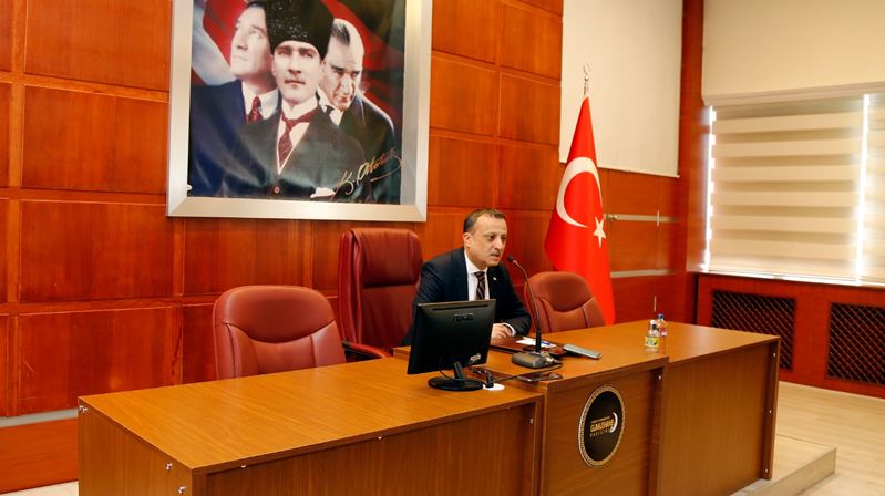 Gümüşhane Valisi Kamuran Taşbilek, asrın felaketi olarak nitelendirilen Kahramanmaraş merkezli