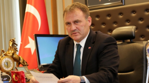 Gümüşhane Belediye Başkanı Ercan Çimen, deprem sonrası Gümüşhane’nin yardım seferberliği