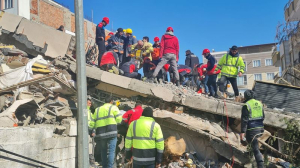 Adıyaman’da Gümüşhane’den destek için giden itfaiye, AFAD ekipleri ve gönüllüler