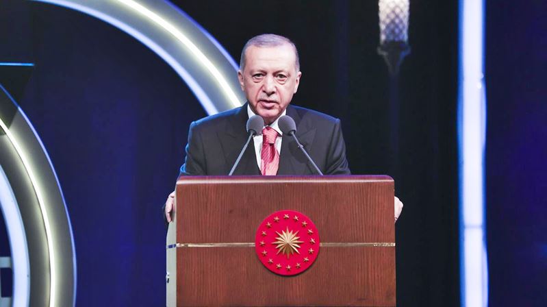 Cumhurbaşkanı Erdoğan: “Lafzı ve manasıyla Kur’an-ı Kerim ile bağı kesilen