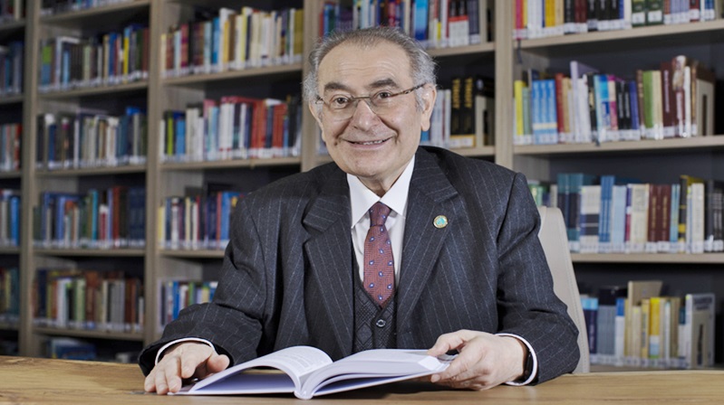 Üsküdar Üniversitesi Kurucu Rektörü, Psikiyatrist Prof. Dr. Nevzat Tarhan katıldığı