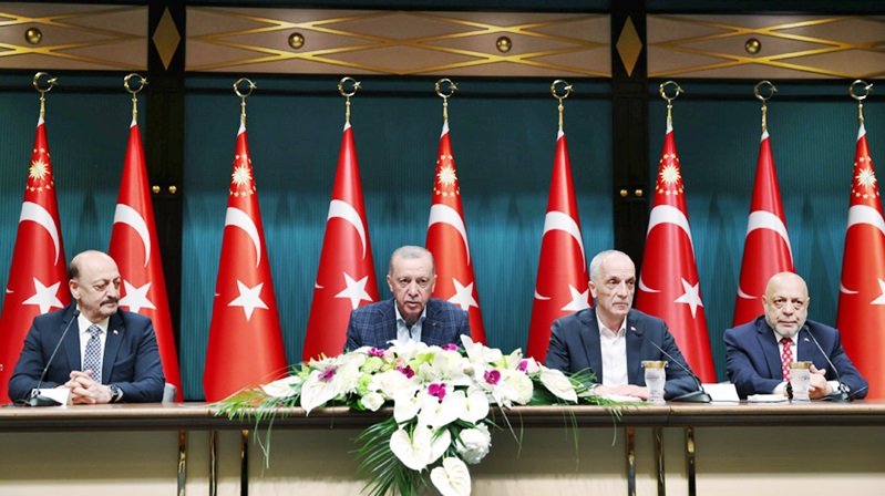 Cumhurbaşkanı Erdoğan, 2023 yılı Kamu Toplu İş Sözleşmeleri Çerçeve Anlaşma