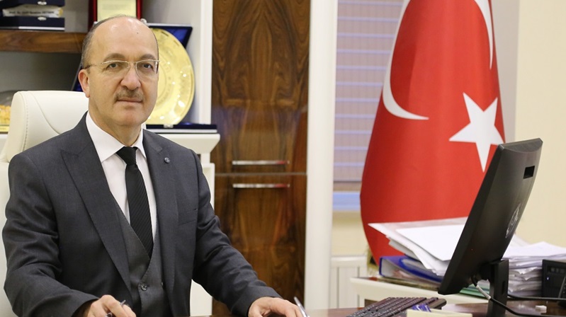 2023 YKS sonuçlarının önceki gün açıklanması sonrası Gümüşhane Üniversitesi Rektörü