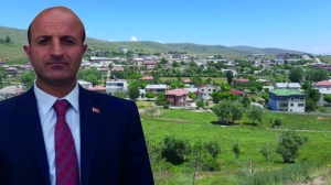 Salyazı köyü Muhtarı  Demir Uçar, Cumhurbaşkanı Erdoğan’a İlçelik Dosyasını Sunacak.