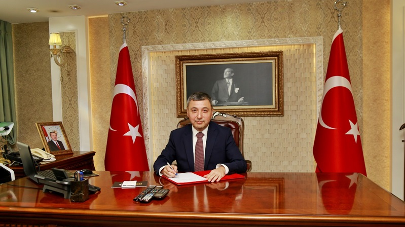 2023-2024 Eğitim-Öğretim Yılının başlaması nedeniyle Gümüşhane Valisi Alper Tanrısever bir