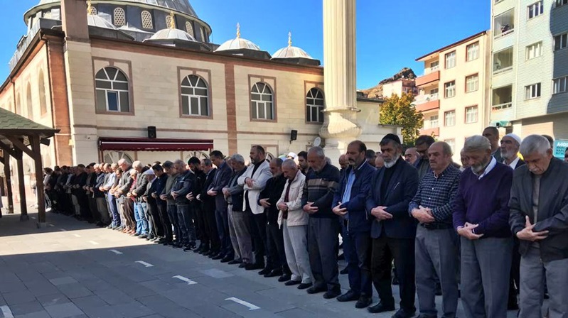 İsrail’in Gazze saldırısı sonrası hayatını kaybeden Filistinliler için Gümüşhane’de sabah