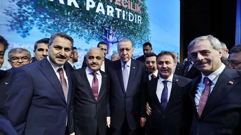 AK Parti Gümüşhane yöneticileri Cumhurbaşkanı ve AK Parti Genel Başkanı Recep
