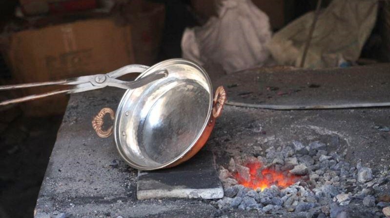 S. Vedat Karaarslan,&nbsp; Arkeolog- Elektronik Mühendisi (MSc.) Bakraç kelimesinin kökeninin