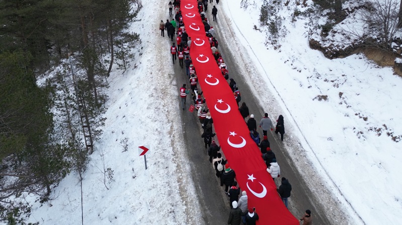 Sarıkamış Harekâtı’nın 109. yıl dönümünde Gümüşhane’de yüzlerce kişi şehitleri anmak