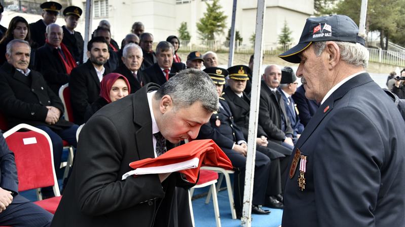 Gümüşhane’nin düşman işgalinden kurtuluşunun 106. Yıldönümü düzenlenen törenlerle kutlandı. Törende