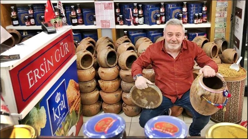 Gümüşhane’nin merkeze bağlı Dölek Köyü’nde geleneksel olarak elde üretilen toprak