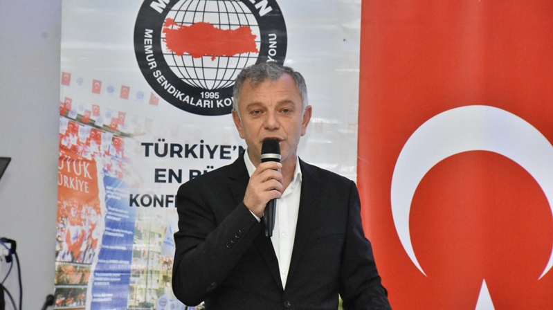 Memur-Sen Gümüşhane İl Temsilciliği tarafından Gümüş Alyans Düğün Salonu’nda düzenlenen