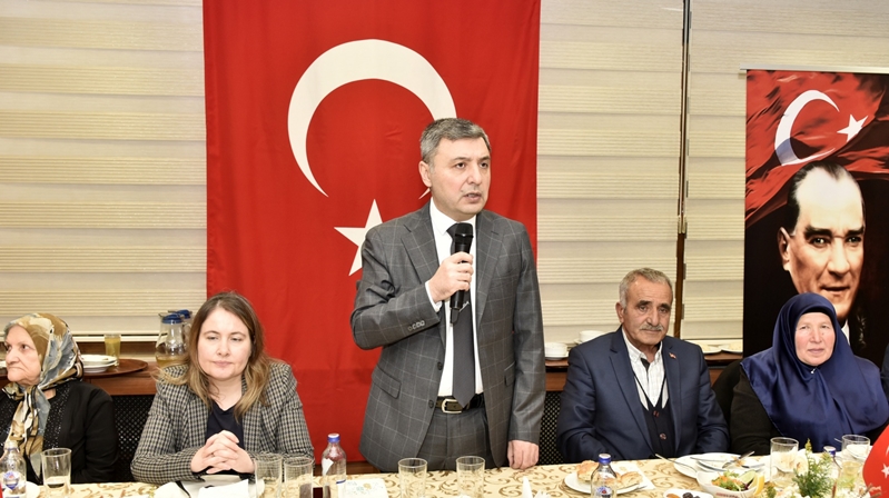 Gümüşhane’de Vali Alper Tanrısever tarafından 18 Mart Şehitleri Anma Günü