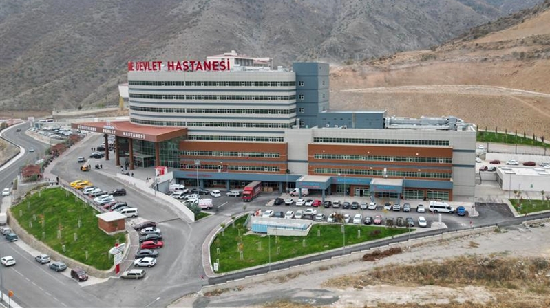 Gümüşhane İl Sağlık Müdürlüğü ve Gümüşhane Devlet Hastanesi yönetimi, hastaneyi