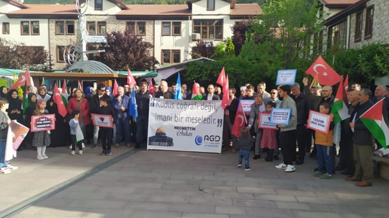 Anadolu Gençlik Derneği (AGD) Gümüşhane Şubesi öncülüğünde STK’lar İsrail’in Filistin