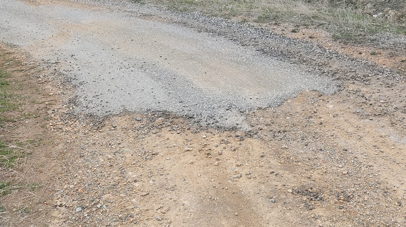 Son yağan yağmurların da etkisiyle bozulan Gümüşhane’nin Torul ilçesinin köy