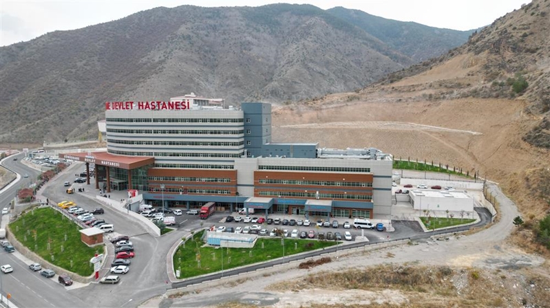 Kelkit İlçemizden Mevlüt Akçay adlı hasta yakını, Gümüşhane Devlet Hastanesi