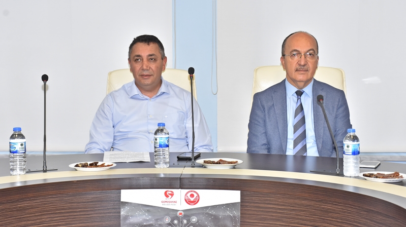 Gümüşhane Üniversitesi ve Gümüşhane Belediyesi’nin ortaklaşa düzenlediği ‘1. Akıllı Şehir