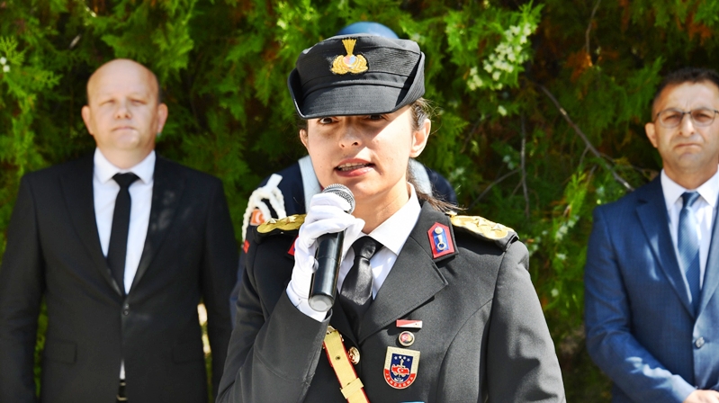 30 Ağustos Zafer Bayramı’nın 102.yıldönümü Gümüşhane’de düzenlenen törenlerle kutlandı. Hükümet