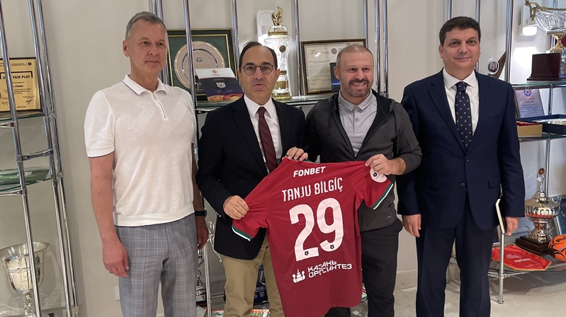 Türkiye’nin deneyimli ve başarılı diplomatı Moskova Büyükelçimiz Tanju Bilgiç, geçtiğimiz