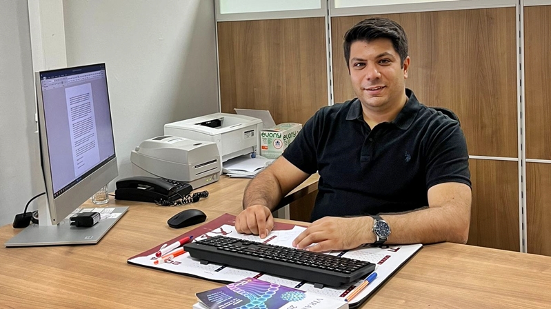 Gümüşhane Devlet Hastanesi&nbsp; Enfeksiyon Hastalıkları Uzmanı Dr. Ahmet Furkan Kurt,