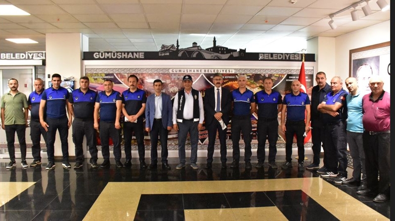 Gümüşhane Belediyesi’nde Zabıta Haftası kutlama programı gerçekleştirildi. Programa; Gümüşhane Belediye