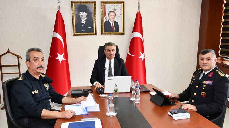 Vali Aydın Baruş, her ay düzenli olarak gerçekleştirilen ve Gümüşhane