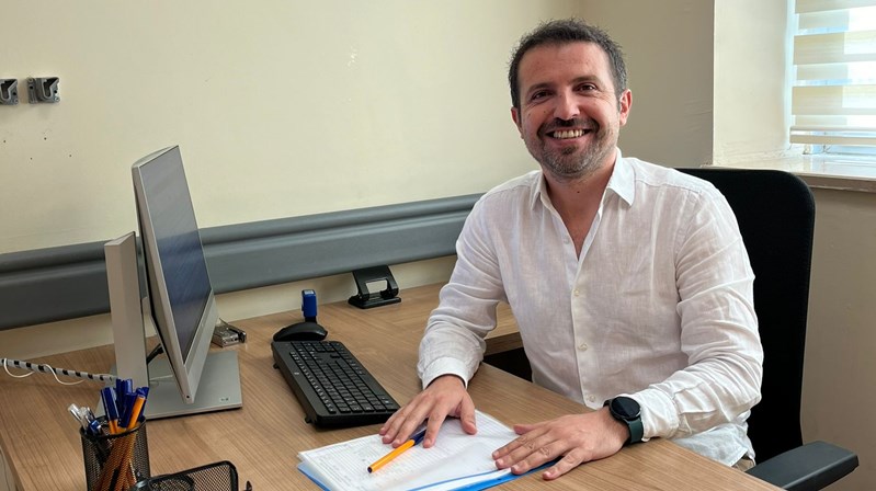 Uzman Doktor Ahmet Ünsal, 2013 yılında Kayseri Erciyes Üniversitesi Tıp