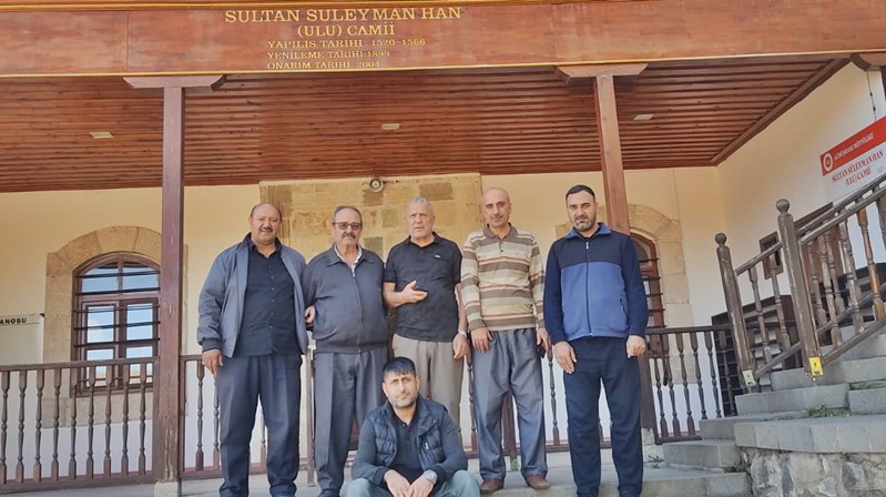 Iğdır’dan Gümüşhane’ye gelen misafirler, tarihi Süleymaniye Mahallesi’ni gezdiler. Iğdır Üniversitesi