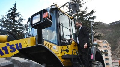 Gümüşhane İl Özel İdaresi’ne 12 yeni iş makinası alınıyor. Gümüşhane