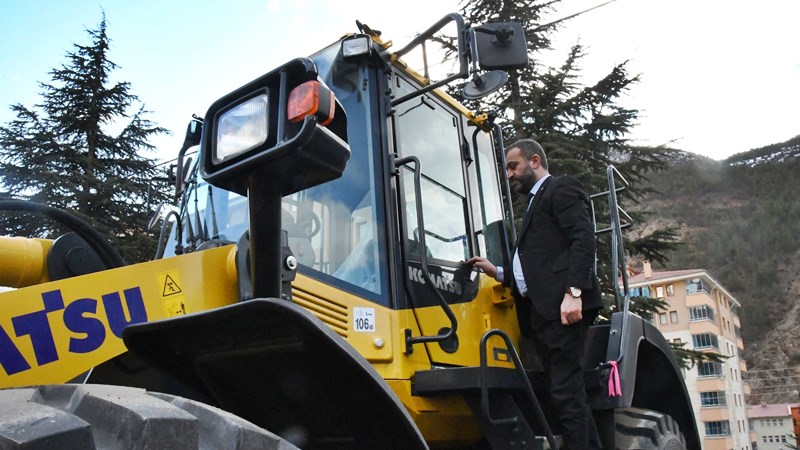 Gümüşhane İl Özel İdaresi’ne 12 yeni iş makinası alınıyor. Gümüşhane
