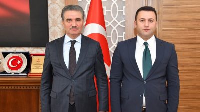 Gümüşhane Valisi Aydın Baruş, Gümüşhane’nin tüm ilçelerine eşit zaman ayırarak