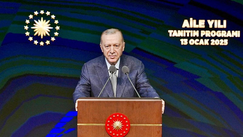 Cumhurbaşkanı Recep Tayyip Erdoğan ve Aile ve Sosyal Hizmetler Bakanı