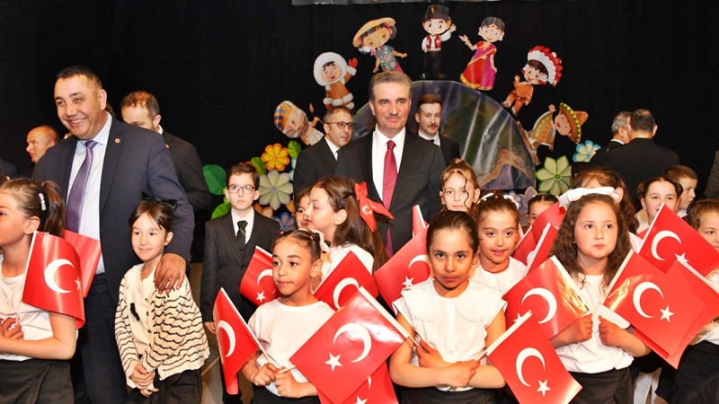 Gümüşhane’de 23 Nisan Ulusal Egemenlik ve Çocuk Bayramı dolayısıyla düzenlenen