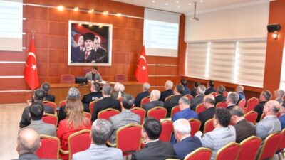 Vali Aydın Baruş’un Giresun ilinde yapılan bir başka toplantıya katılması