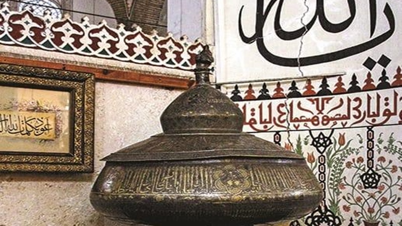 S. Vedat Karaarslan, Arkeolog- Elektronik Mühendisi (MSc.) Ankara’ya bugün dolu