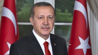 Cumhurbaşkanı Erdoğan, Kurban Bayramı dolayısıyla yayımladığı mesajında, “Ekonomi, dış politika