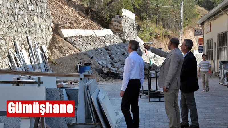 Gümüşhane Valisi Aydın Baruş, Gümüşhane Bağlarbaşı Sanayi Sitesi’nin üst kısmında