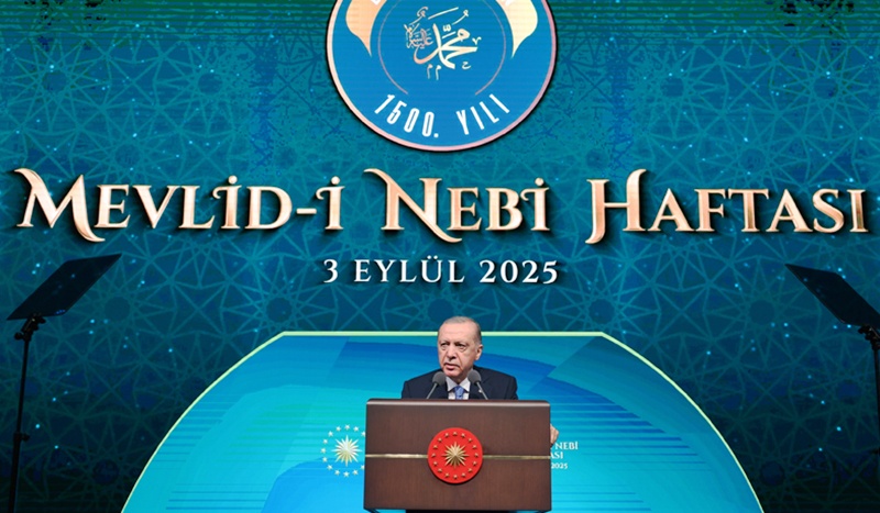 “Peygamber Efendimizin Aleyhissalatü Vesselam, mümtaz ve mübarek hayatı bütün insanlık