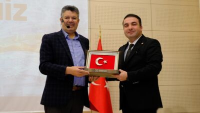 Türkiye’nin sevilen Eğitimci Yazarı Alişan Kapaklıkaya, Şiran Belediyesi’nin konuğu olarak